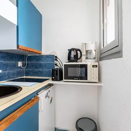 Les Grenadines-5 By Interhome